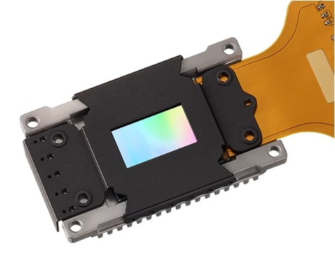 Sony VPL-XW5000ES Native 4K SXRD Panel