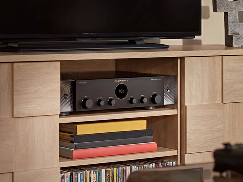 Stereo 70S Displayed